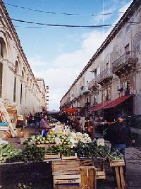 Xtrallusion offers characteristic Bed and Breakfast, B&B, Guest House, Hotel, Albergo and Country Lodge accommodation in Italy. Plus independent self-guided Walking, Adventure, Activity, Skiing and Paragliding Holiday itineraries on the Italian Rivieras, in the Italian Lakes, in the Italian Alps and in some of the most beautiful corners of Italy.